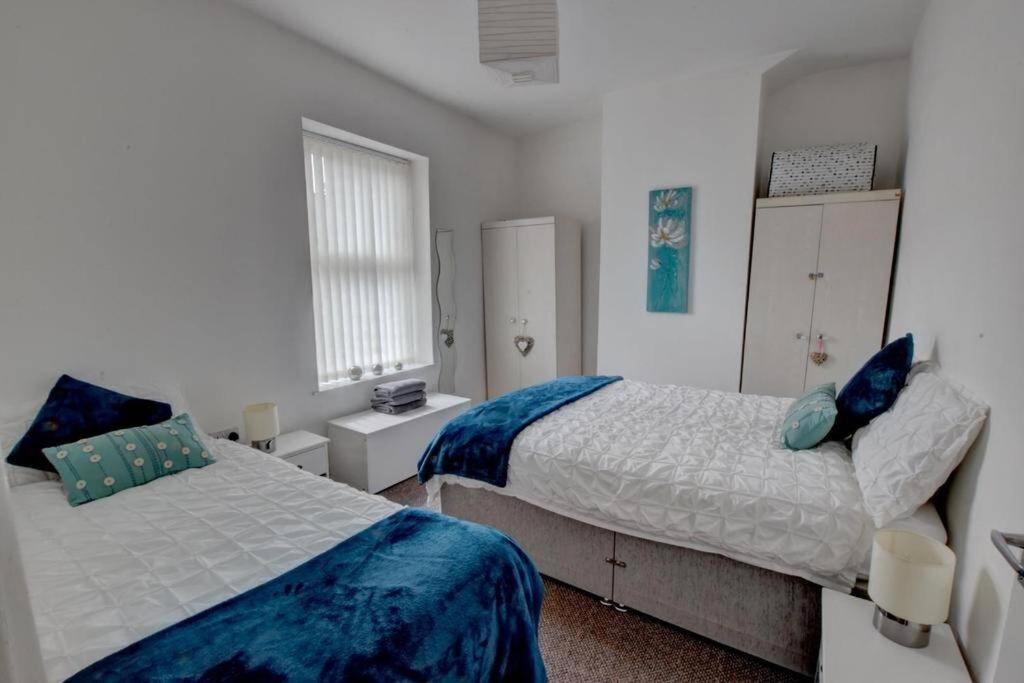 Pomfret House, Perfect Guest Villa in Burnley Extérieur photo